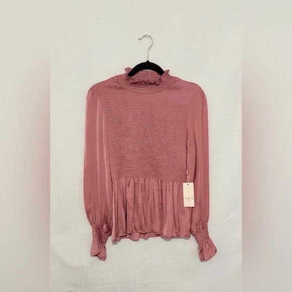 VICI Smocked Satin Peplum Blouse Mauve Long Sleeve Ruffle Neck Size Medium - Picture 4 of 9